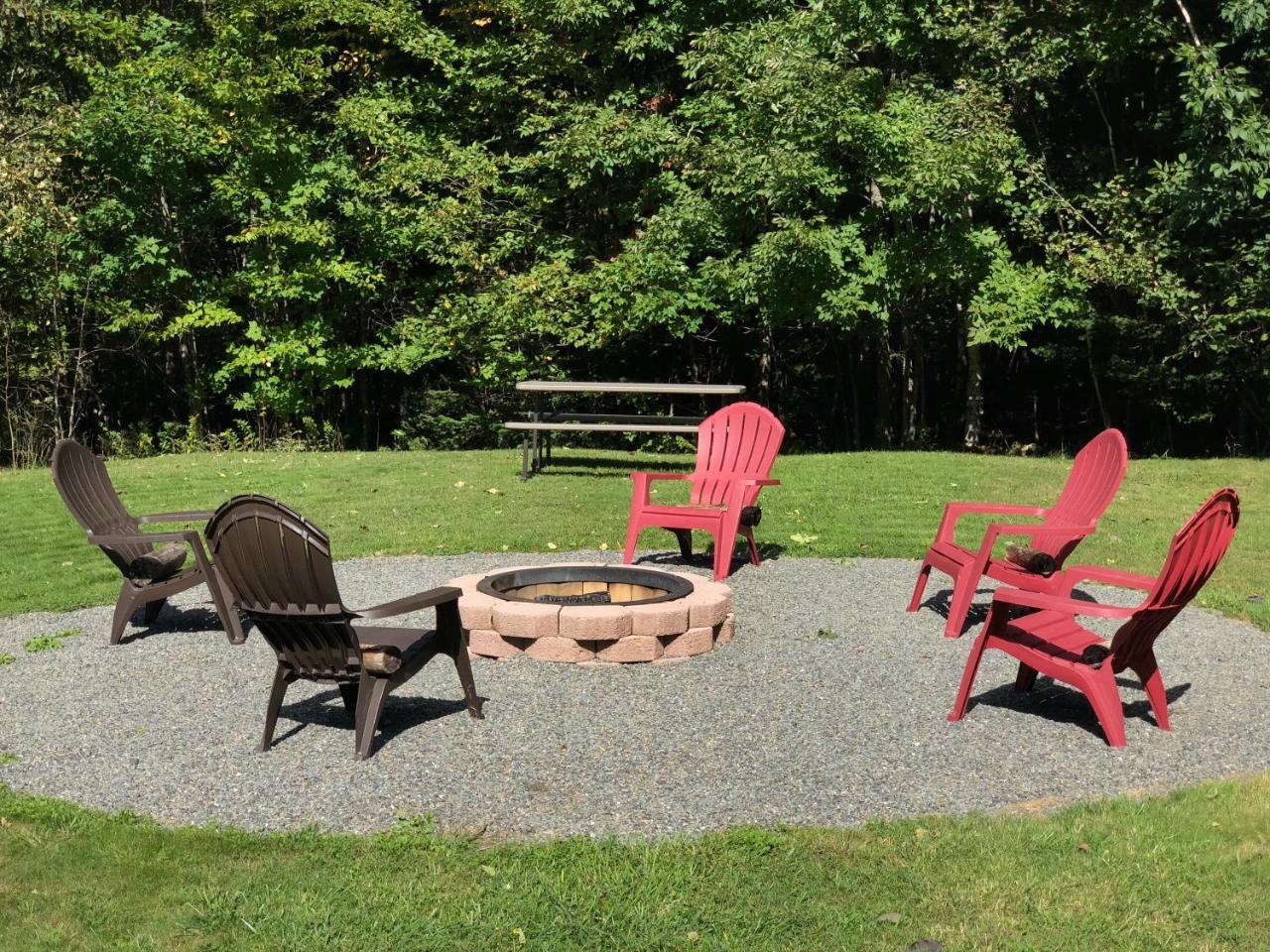 Peaks Kenny Lodge Dover-Foxcroft Exterior foto